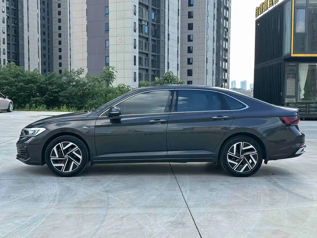 Volkswagen Sagitar 2023 280TSI DSG Plus