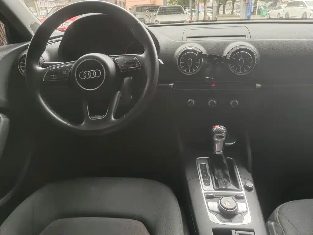 Audi A3 — миниатюра 8