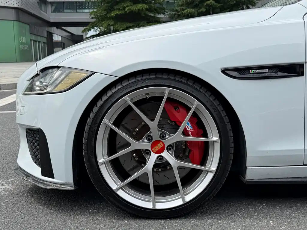 Jaguar XF 2016 XF 3.0 SC R-Sport Sport