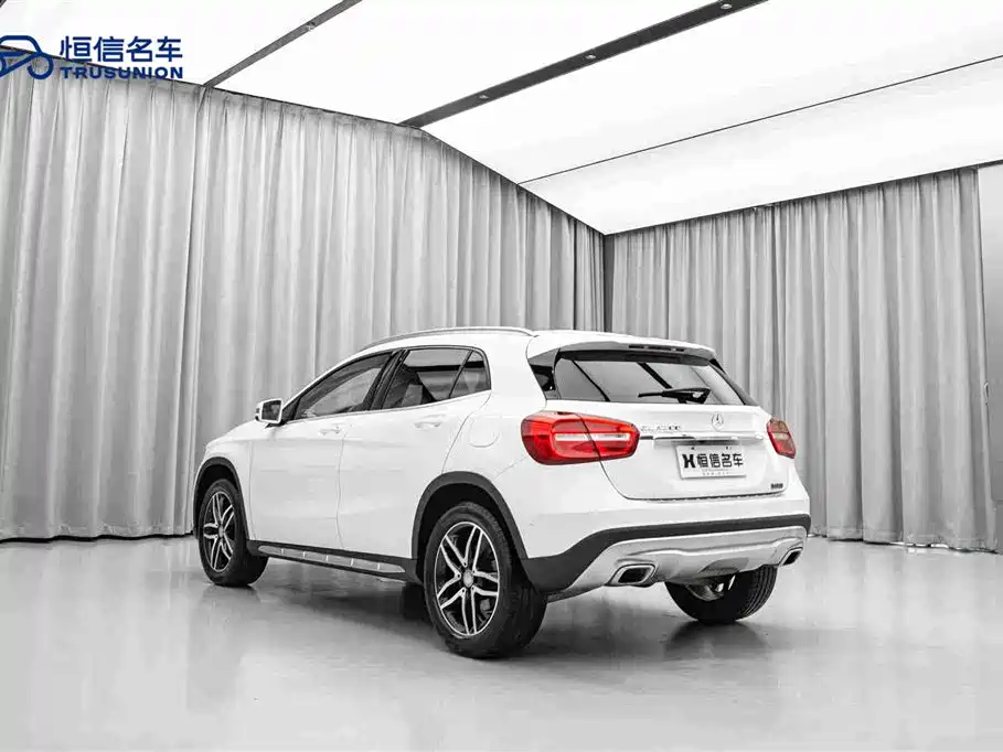Mercedes-Benz GLA — миниатюра 7