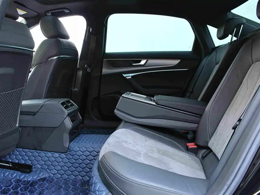 Audi A6L — миниатюра 7