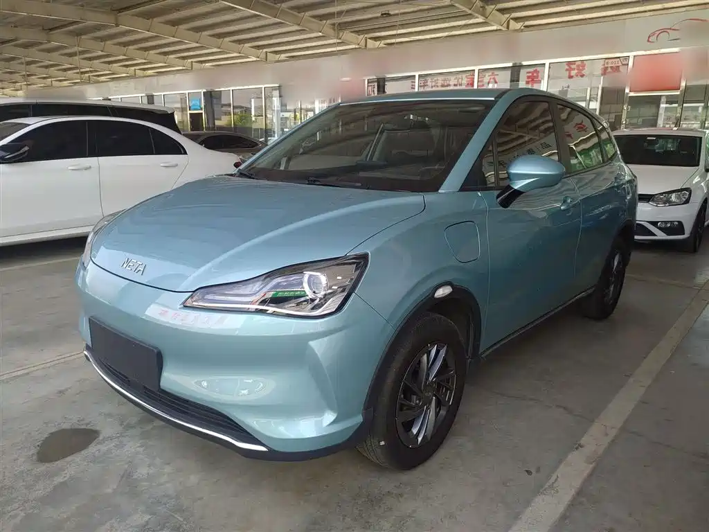 Neta Neta V 2022