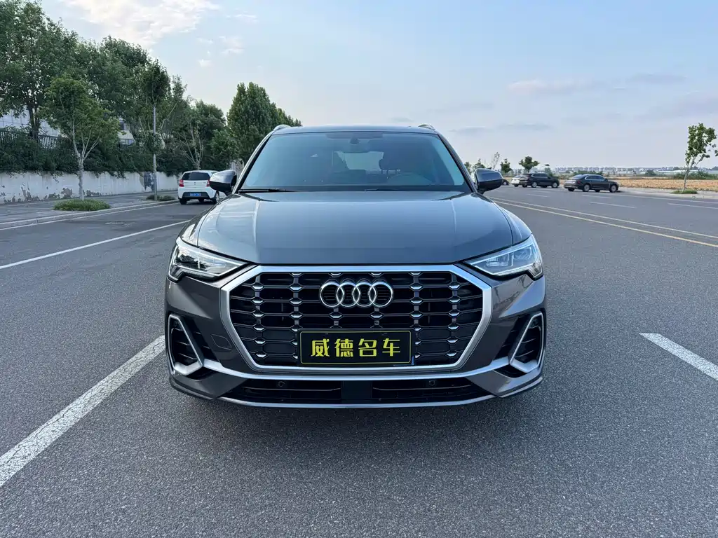 Audi Q3 2022 35 TFSI Fashion