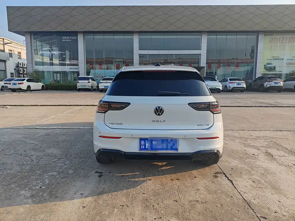 Volkswagen Golf — миниатюра 2