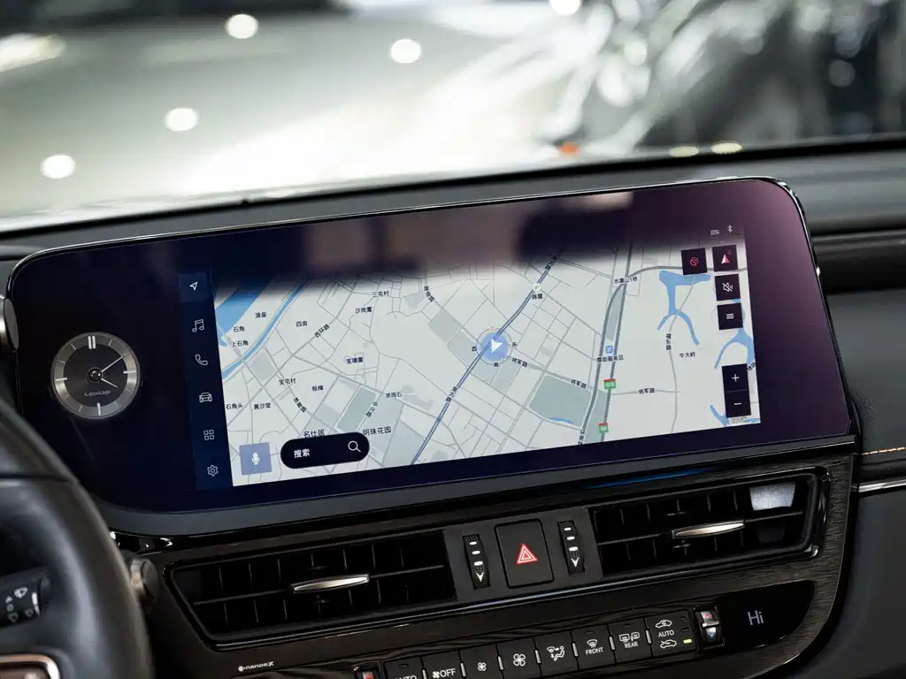 Lexus ES — миниатюра 16