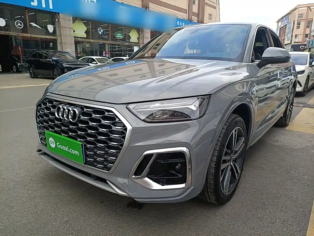 Audi Q5L Sportback