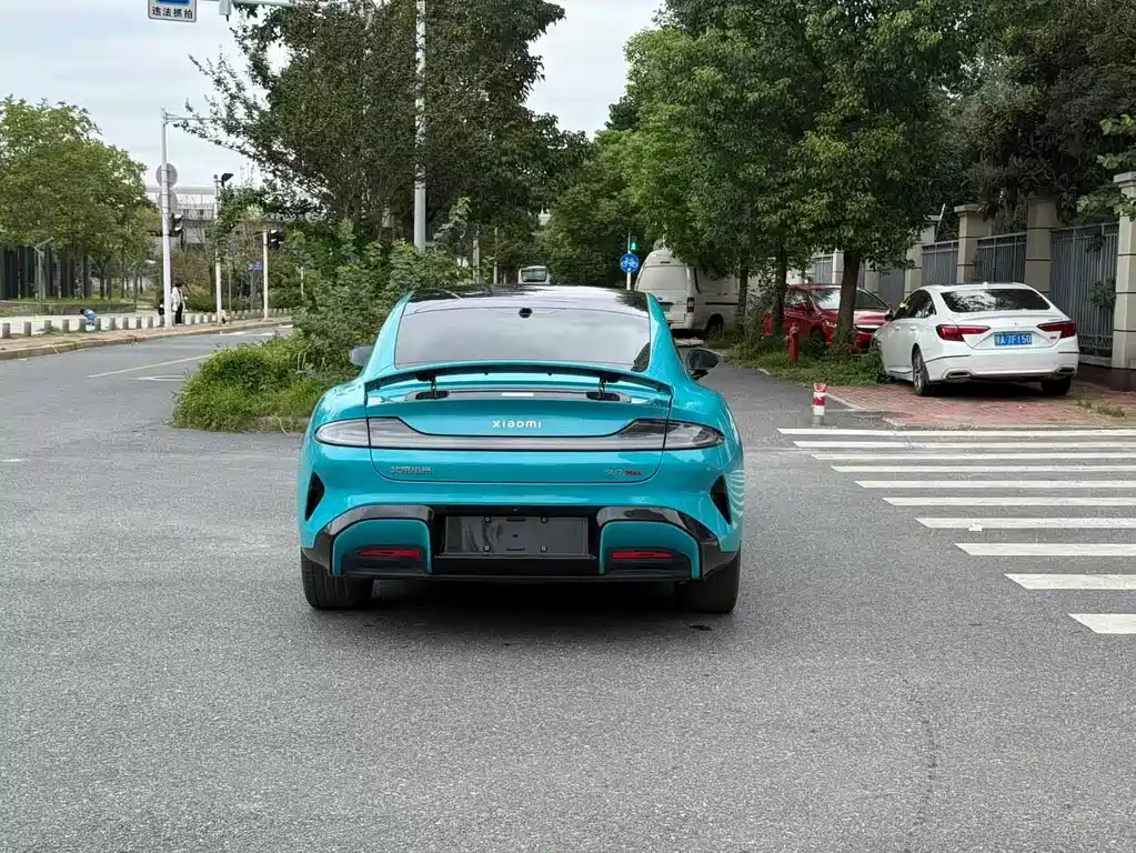 XIAOMI CAR XIAOMI SU7