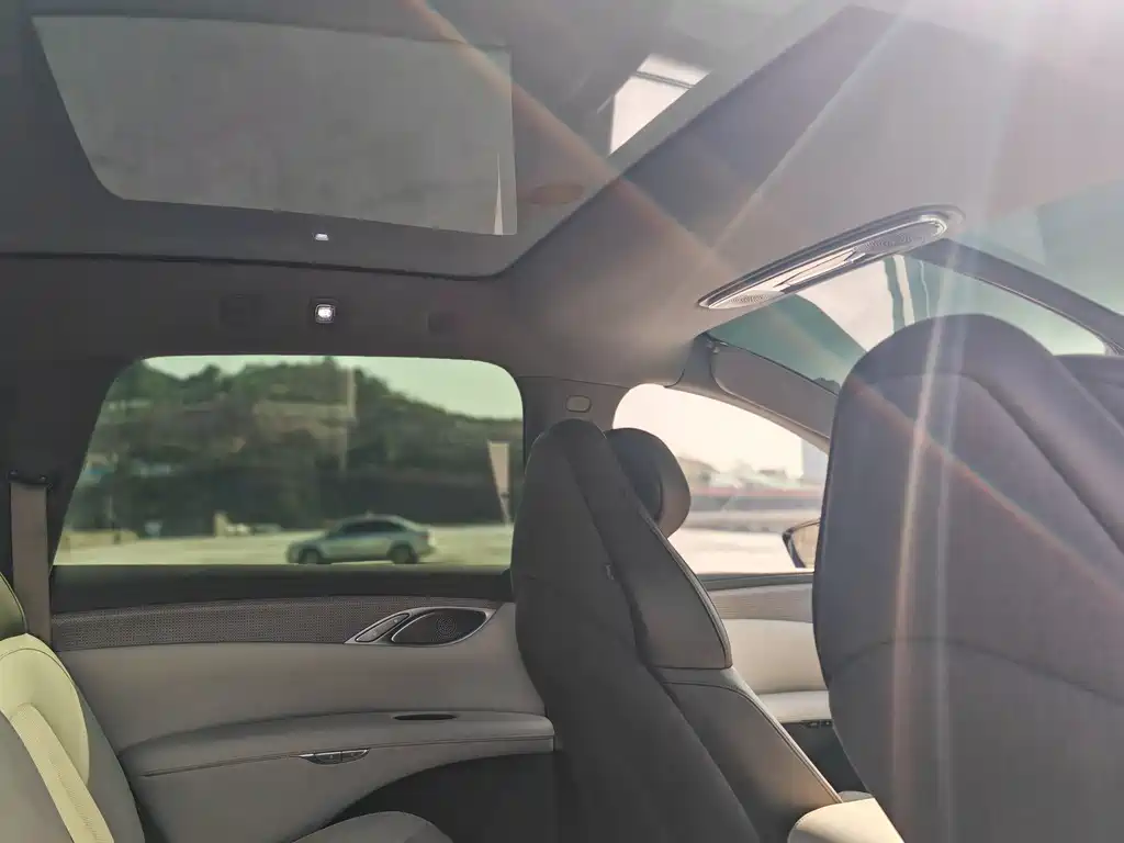 ZHIJI AUTOMOBILE ZHIJI LS7