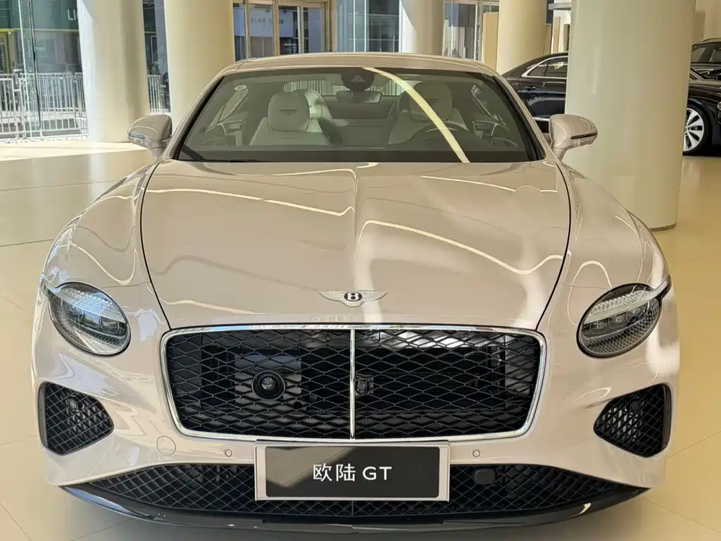 Bentley Continental PHEV 2026 GT