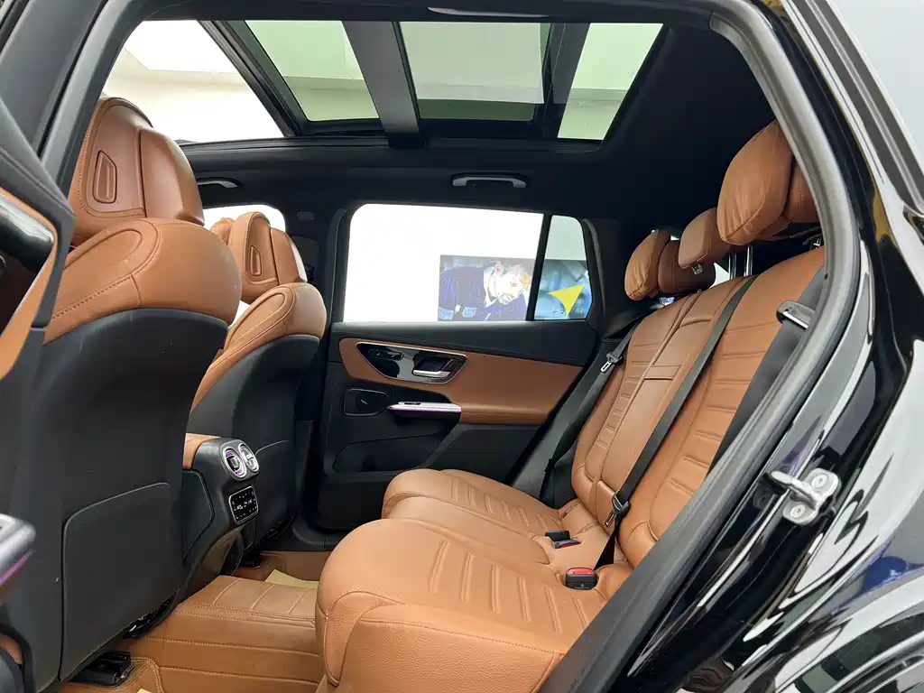Mercedes-Benz GLC 2024 GLC 260 L 4MATIC Luxury 5 мест