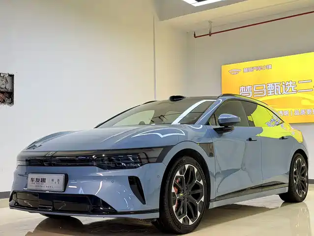 2025 Zeekr 007