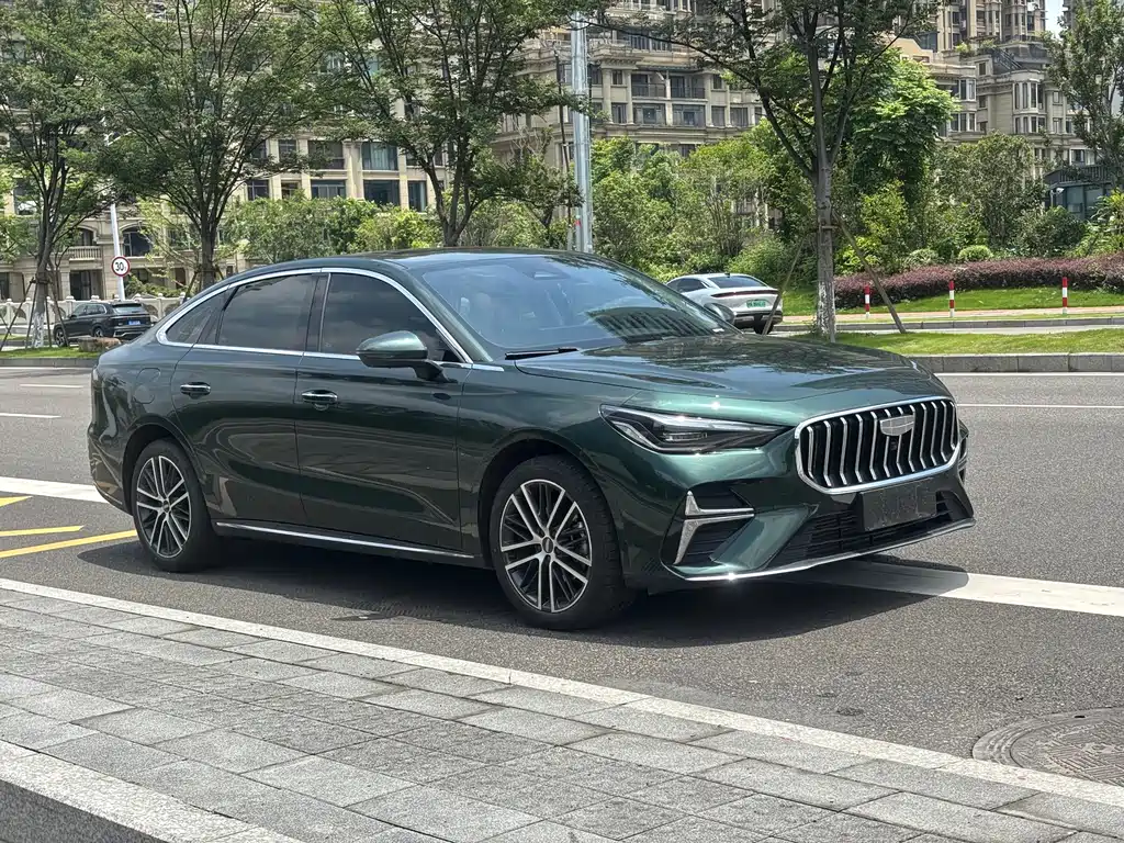 Geely Emgrand 2026 5 1.5T DCT Flagship