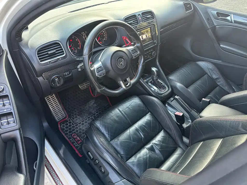 Volkswagen Golf GTI — миниатюра 4