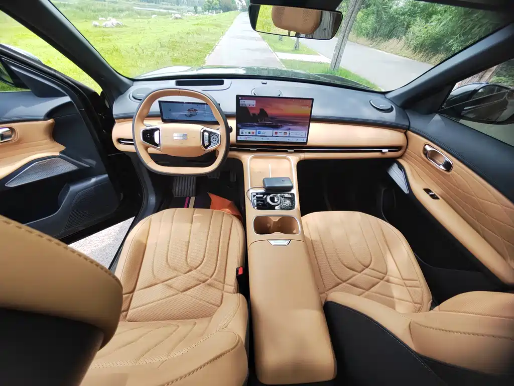 Geely Galaxy Galaxy 7 7 2025 120km