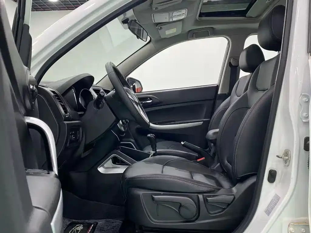 Changan CS35 2016 1.6L MT Luxury IV
