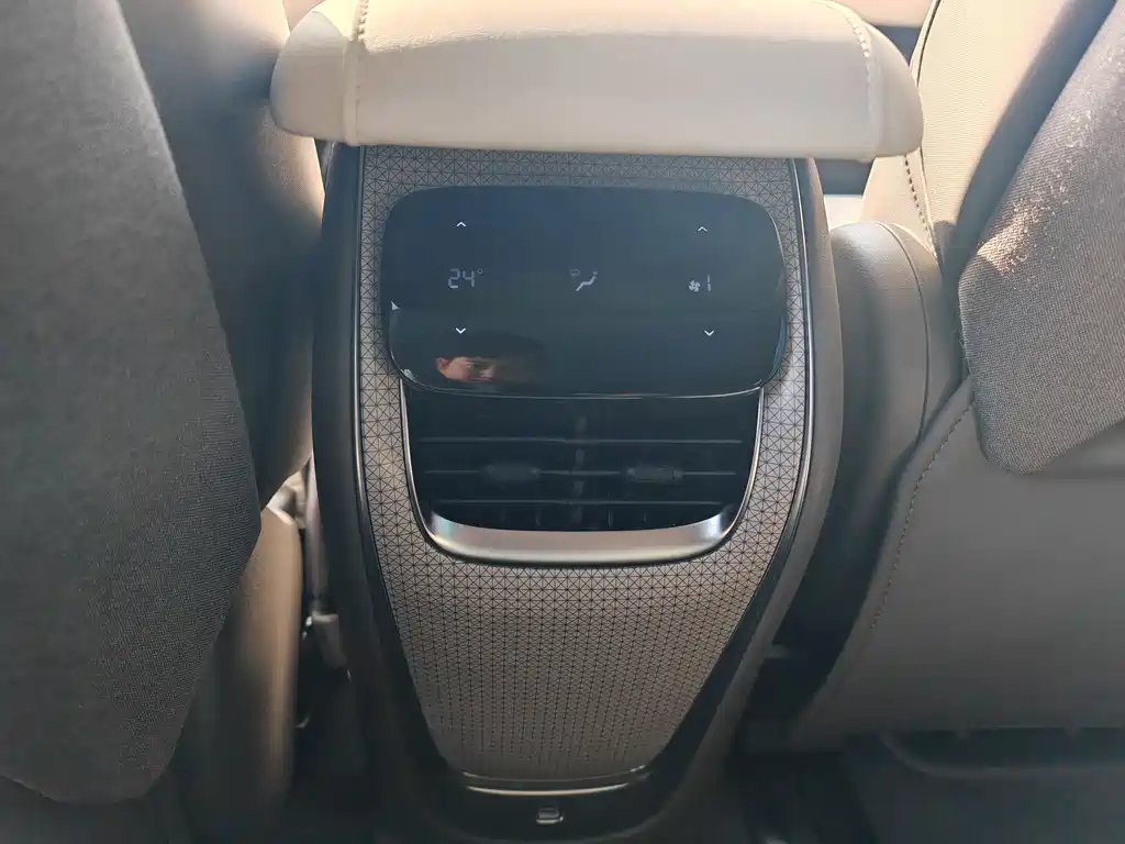 ZHIJI AUTOMOBILE ZHIJI LS7