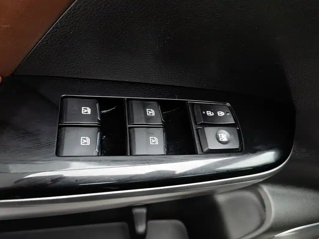 GAC Motor Trumpchi GS8 — миниатюра 9