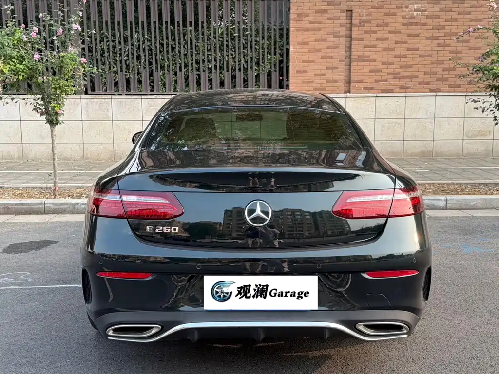 Mercedes-Benz E-Class (Import) — миниатюра 4