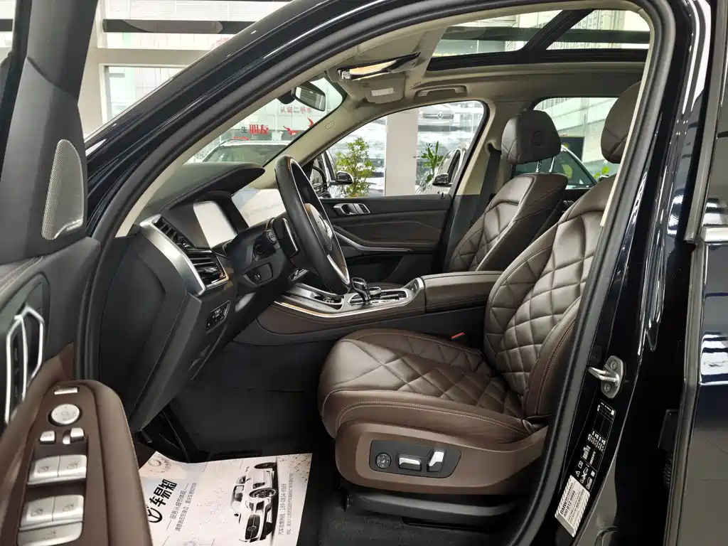 BMW X5 xDrive 30Li Premium Type M Sport Package, фото 4