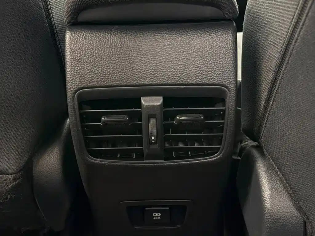 Toyota Levin TNGA 1.5L CVT Progressive Edition, фото 13
