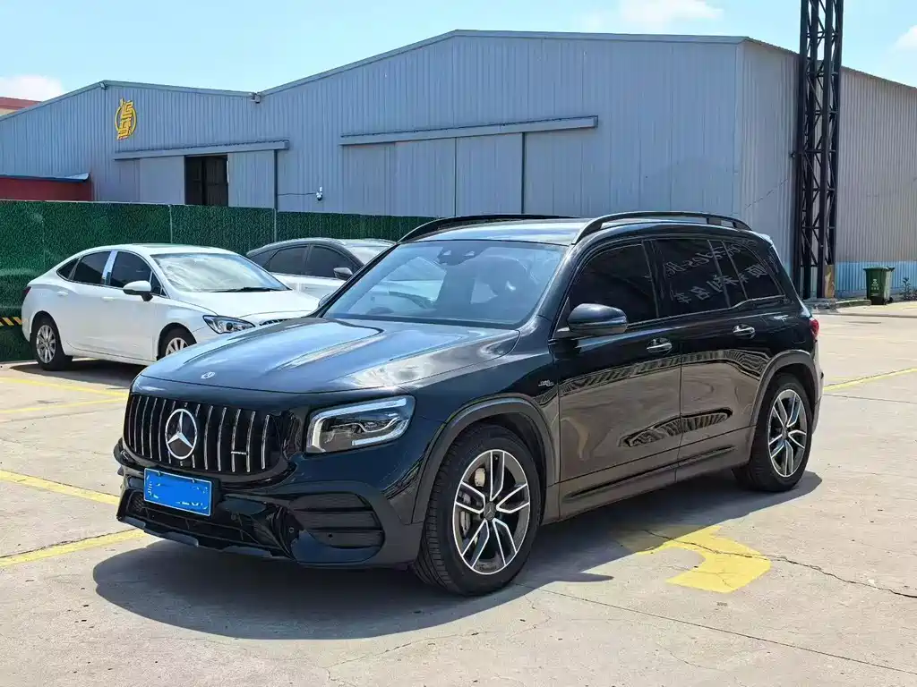 Mercedes-Benz GLB AMG