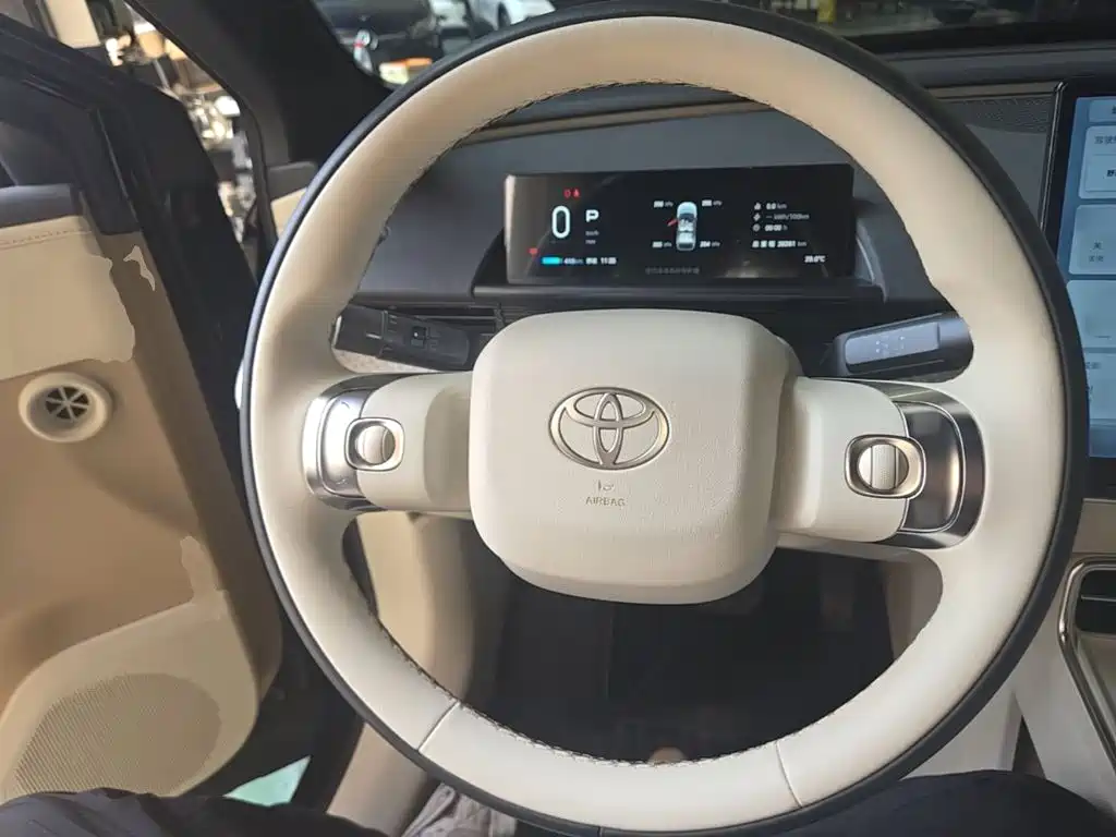 Toyota bZ3X — миниатюра 11