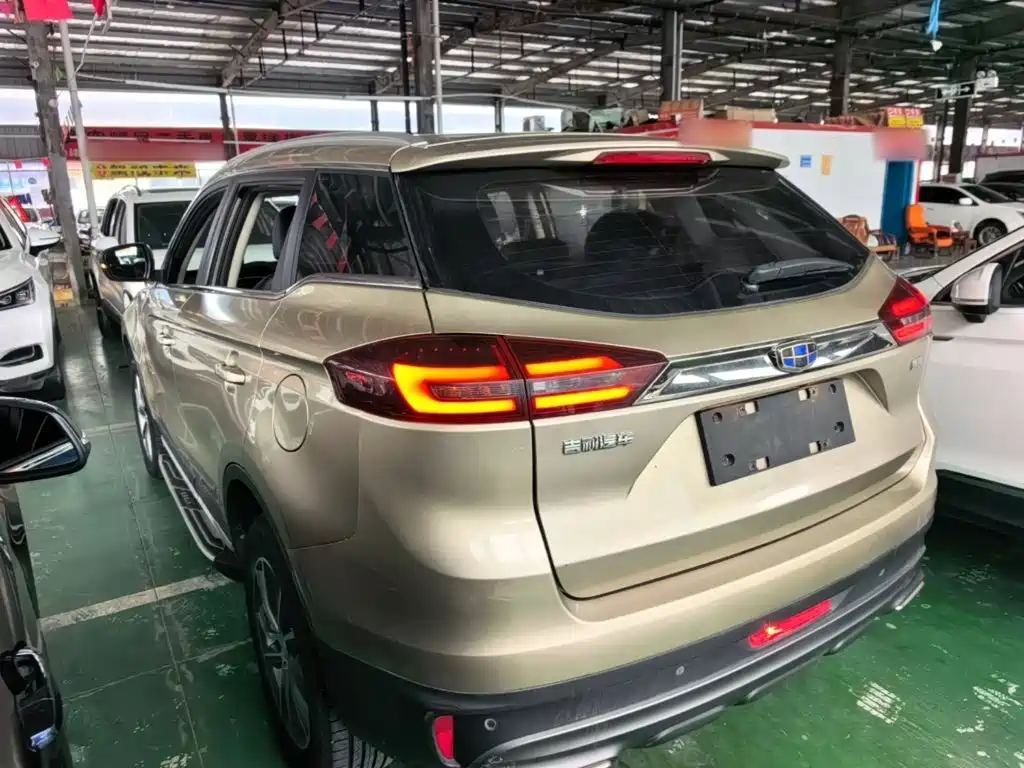 Geely Boyue — миниатюра 5