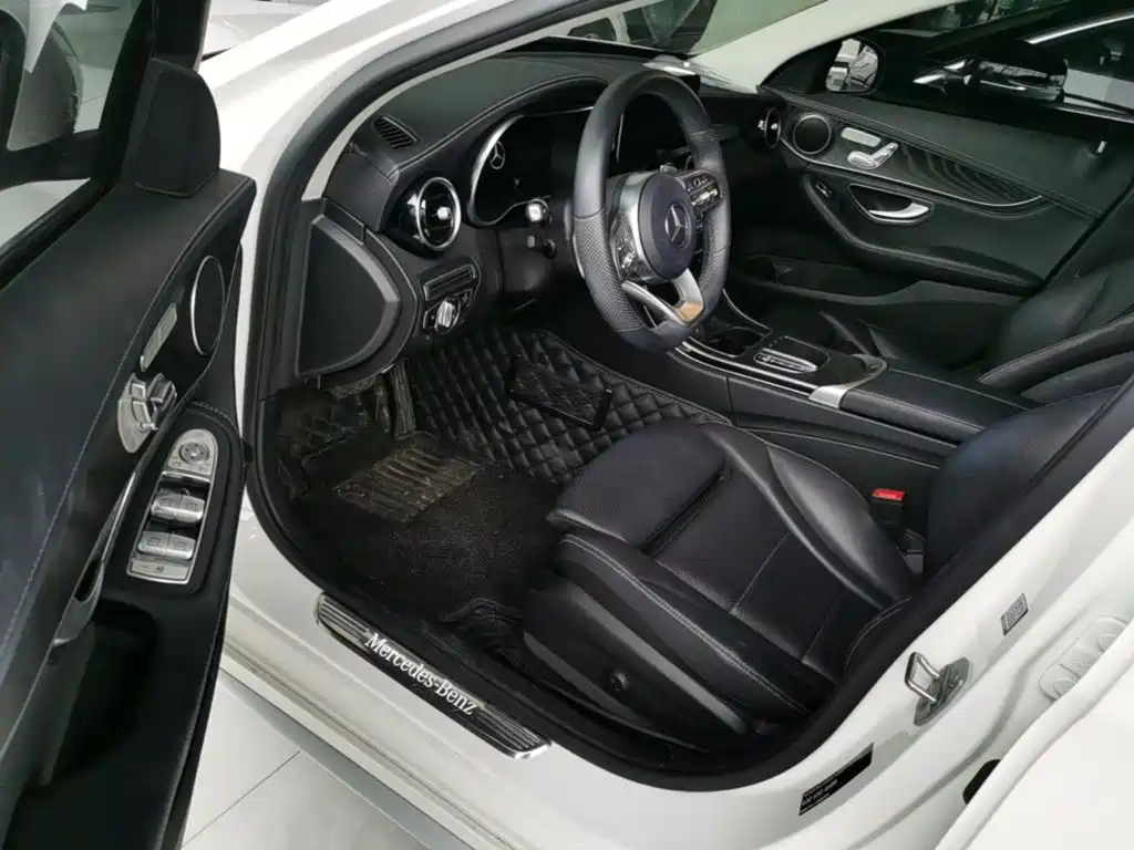 Mercedes-Benz C-Class — миниатюра 15