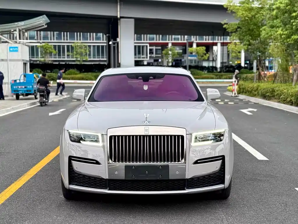 ROLLS-ROYCE GUST