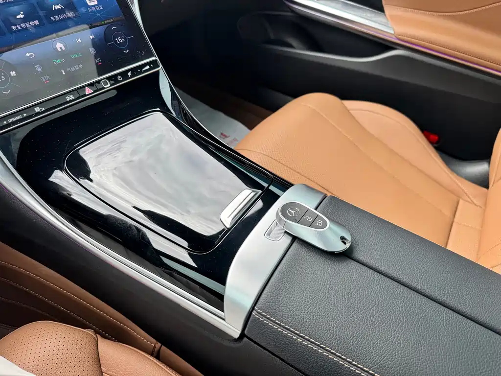 Mercedes-Benz CLE — миниатюра 11