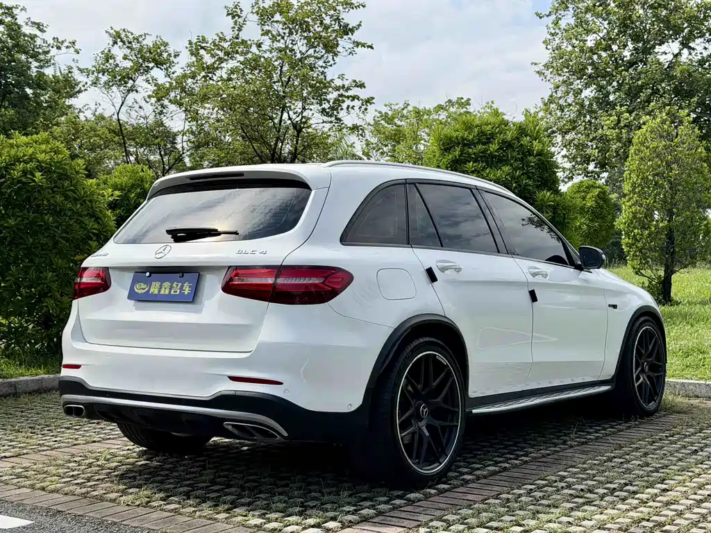 Mercedes-Benz GLC AMG — миниатюра 22