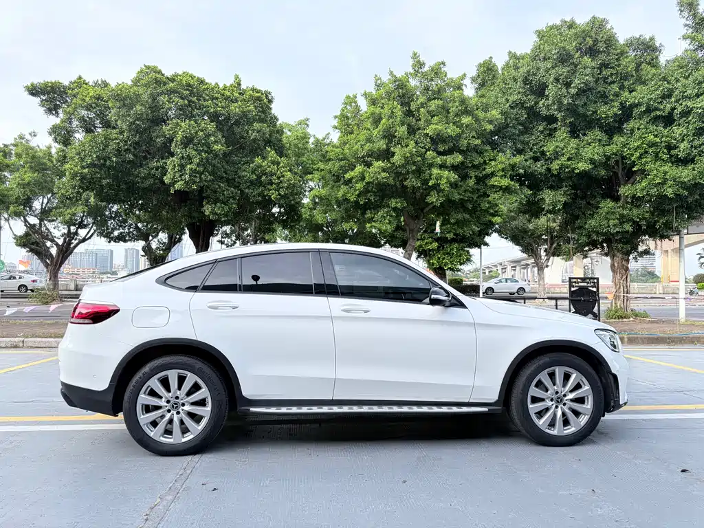 MERCEDES-BENZ GLC COUPE