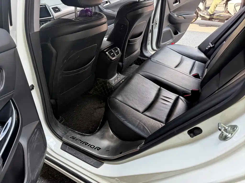 Honda Spirior — миниатюра 7