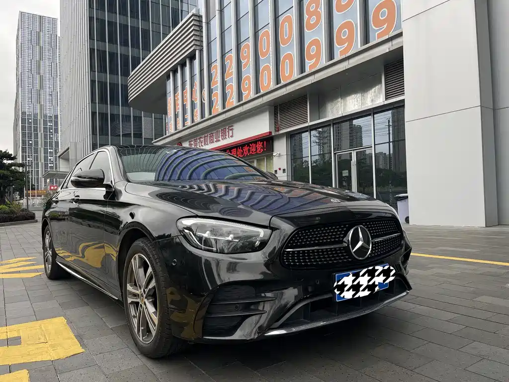 Mercedes-Benz E-Class 2021