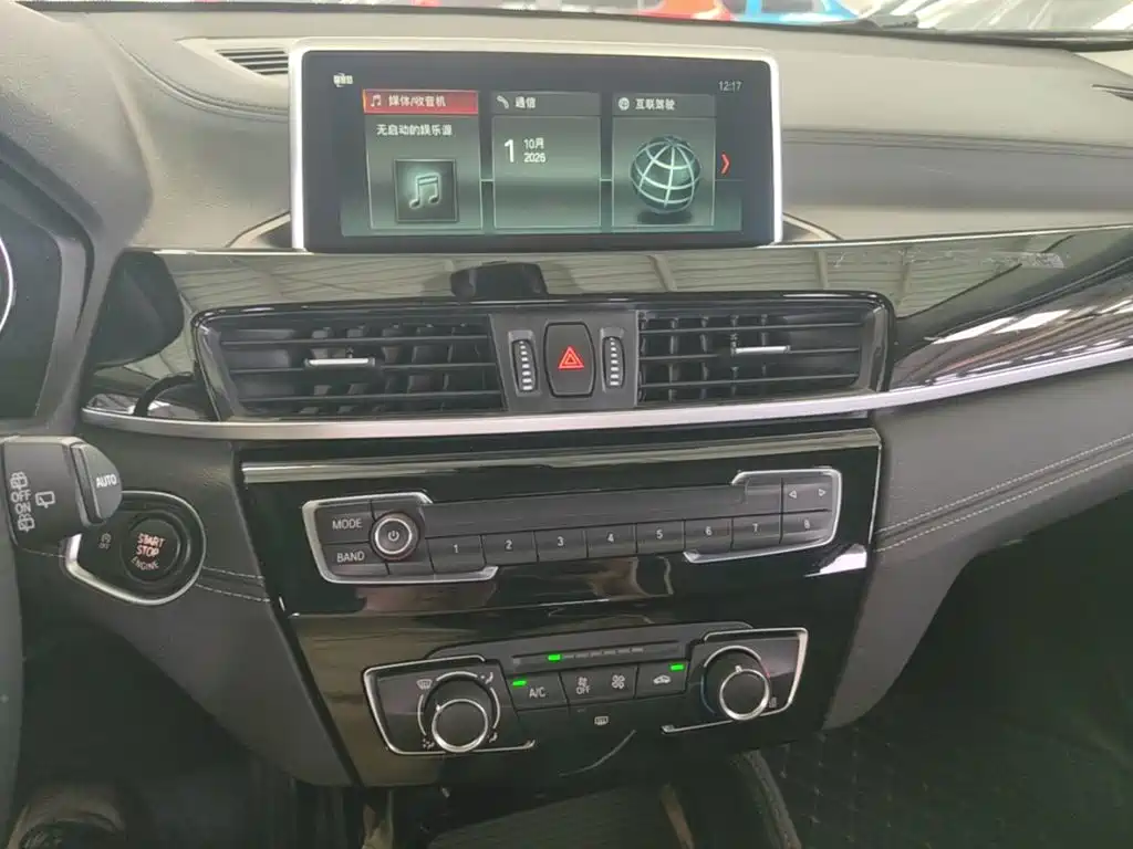 BMW X2 (Import) — миниатюра 13