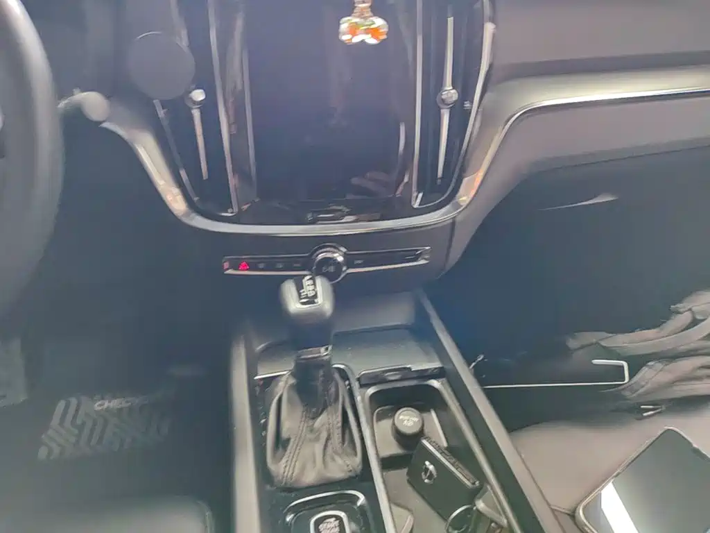 Volvo S60 — миниатюра 13