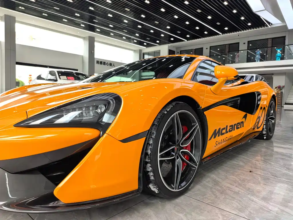 MCLAREN  570