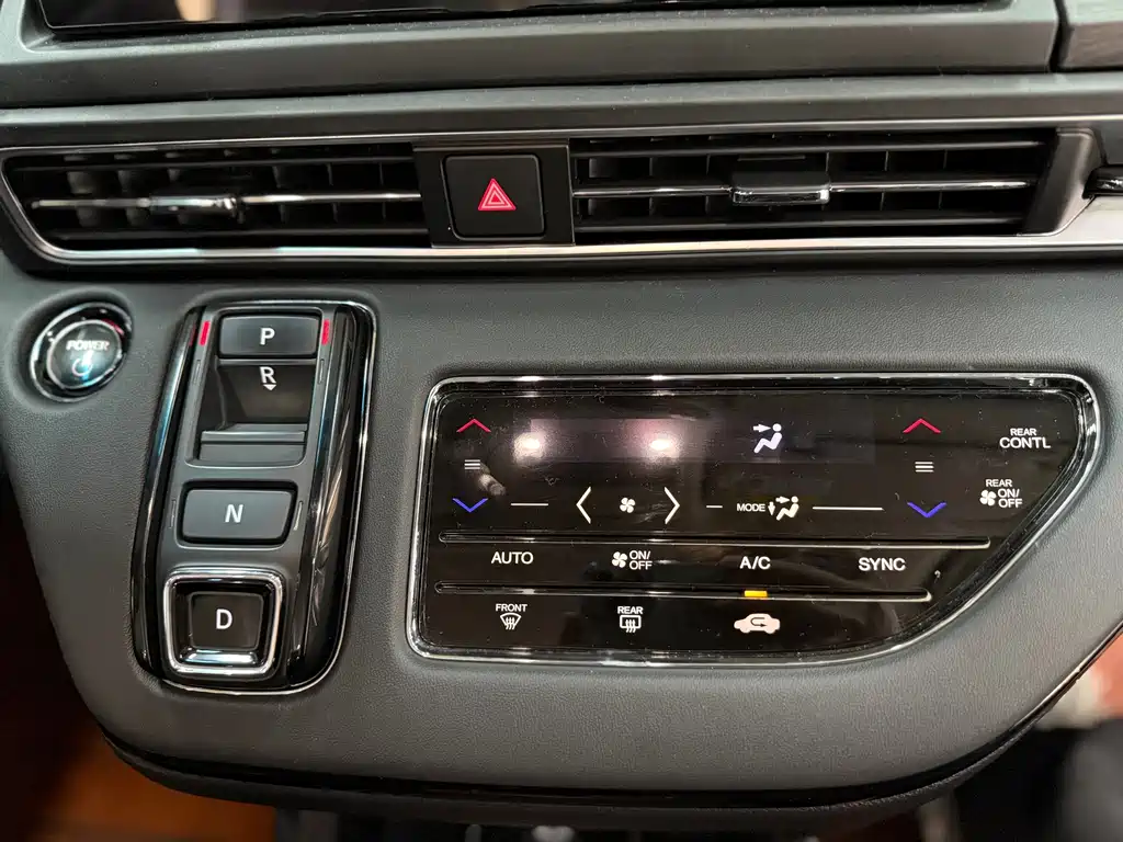 Honda Elysion — миниатюра 23