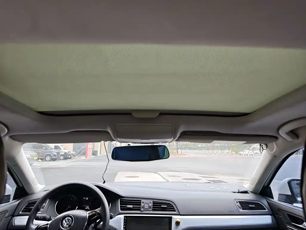 Volkswagen Lamando — миниатюра 10