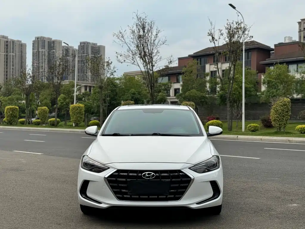 Hyundai Elantra 2020 1.5L CVT Elite