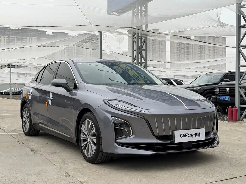 Hongqi Hongqi E-QM5 — миниатюра 3