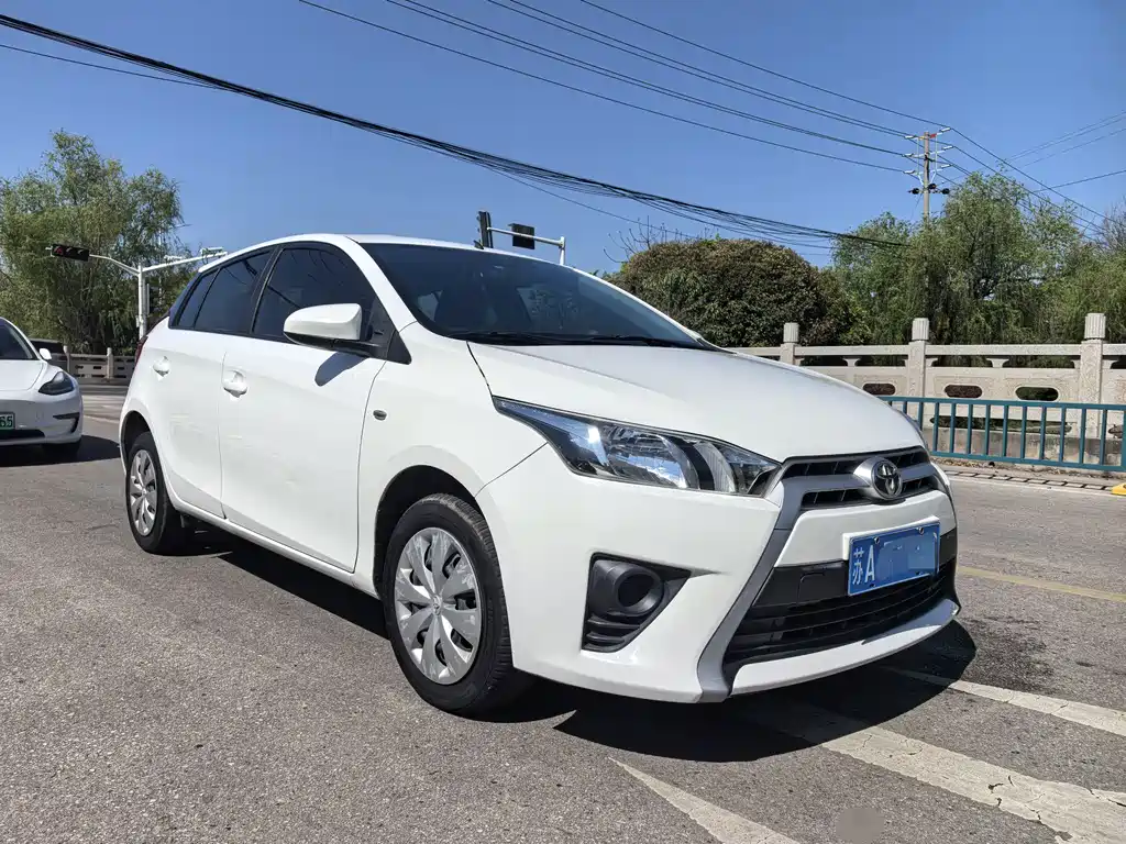 Toyota Yaris L Zhixuan YARiS L 2015 1.5E AT