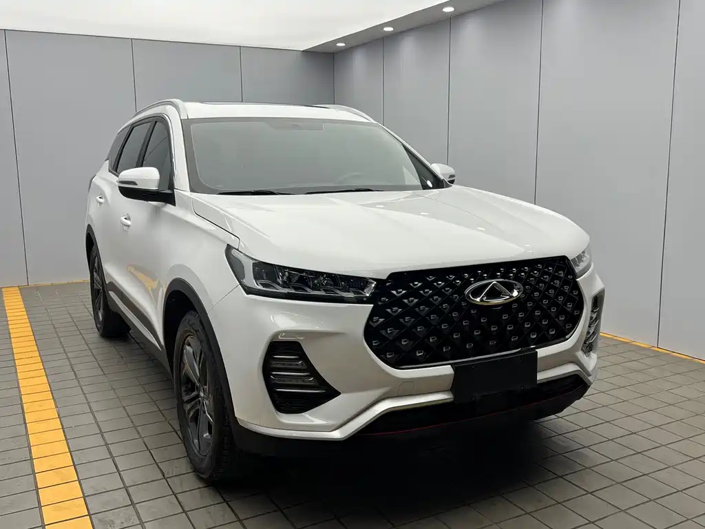 Chery Tiggo 7 - фото 3