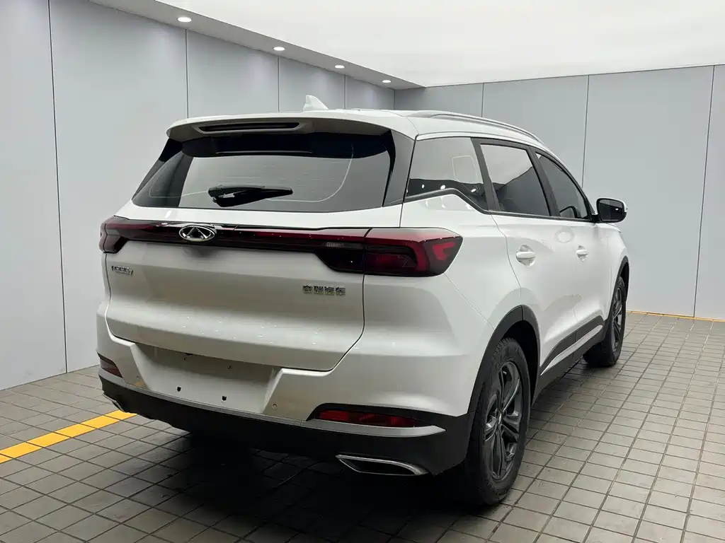Chery Tiggo 7 - фото 6
