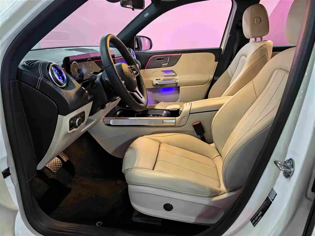 Mercedes-Benz EQB — миниатюра 13