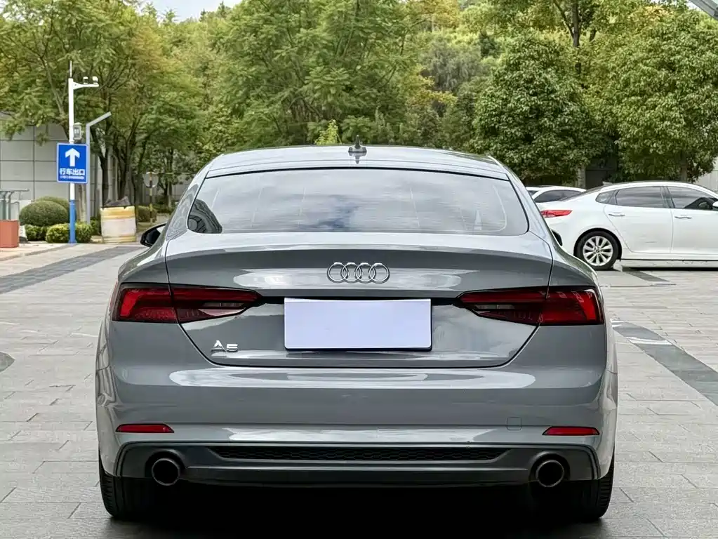 Audi A5 (Import) — миниатюра 8