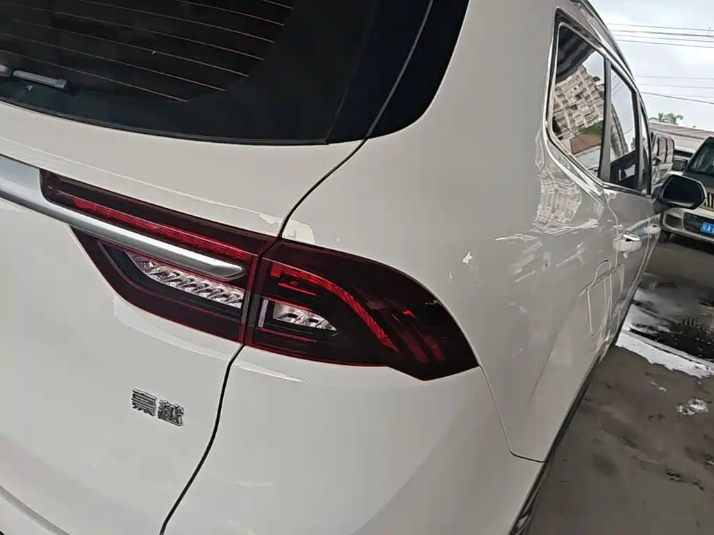 Geely Haoyue — миниатюра 8