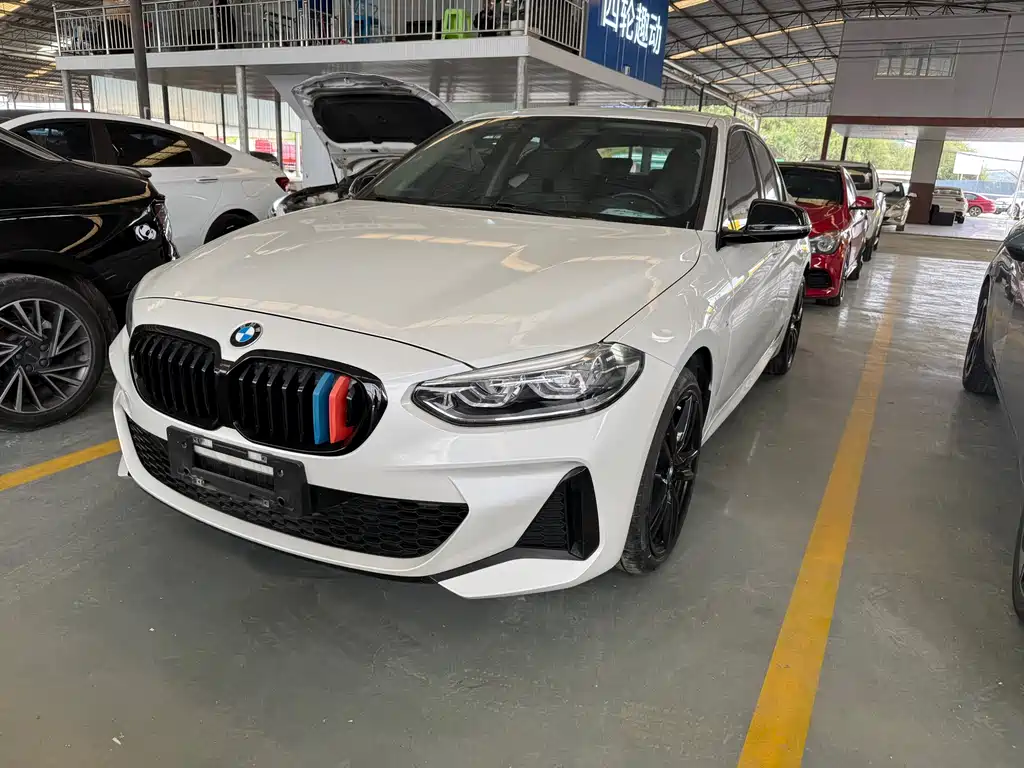 BMW 1 Series 2022