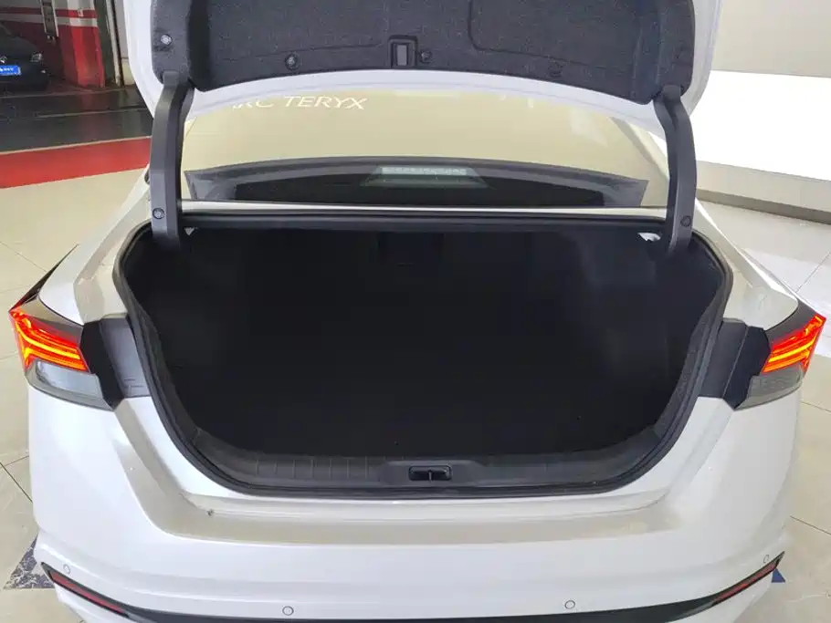 Nissan Teana — миниатюра 4