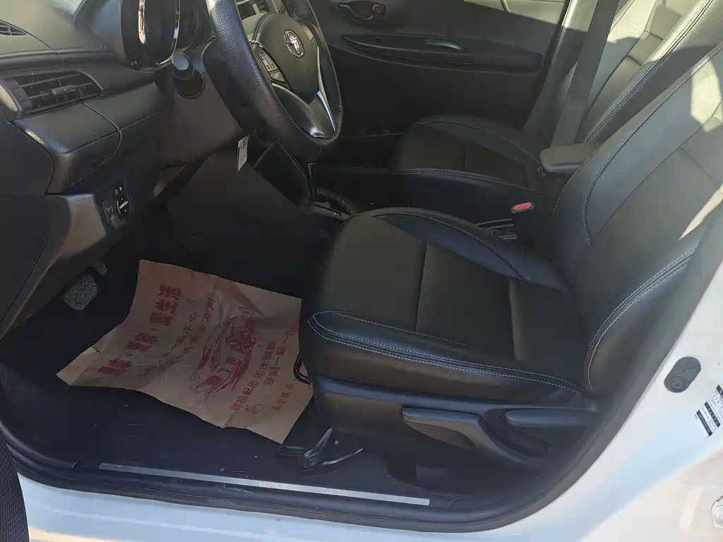 TOYOTA YARIS L ZHIXUAN